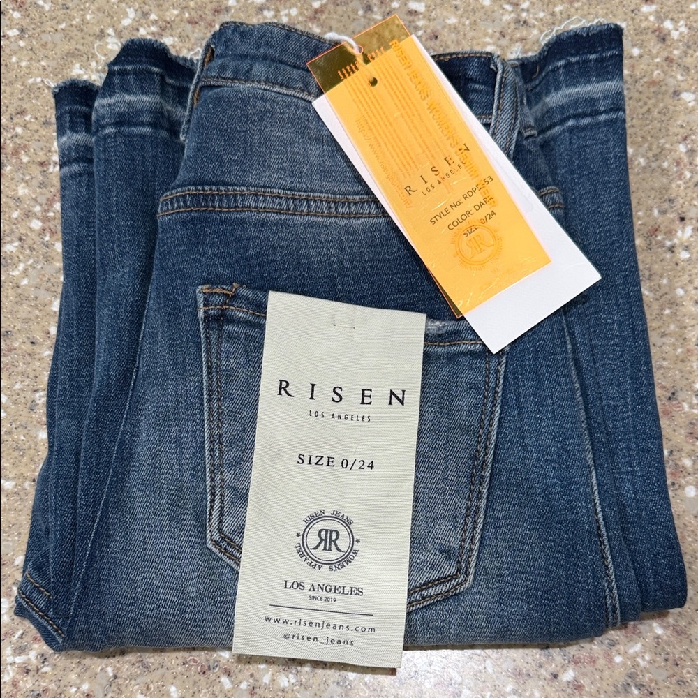 Risen Jeans